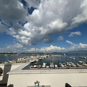 **** Otel Urla Marin Türkiye